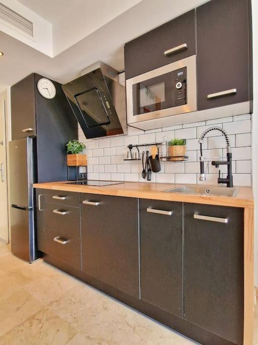 Appartement Acogedor Piso Con Terraza Y Parking! à Benalmádena Extérieur photo