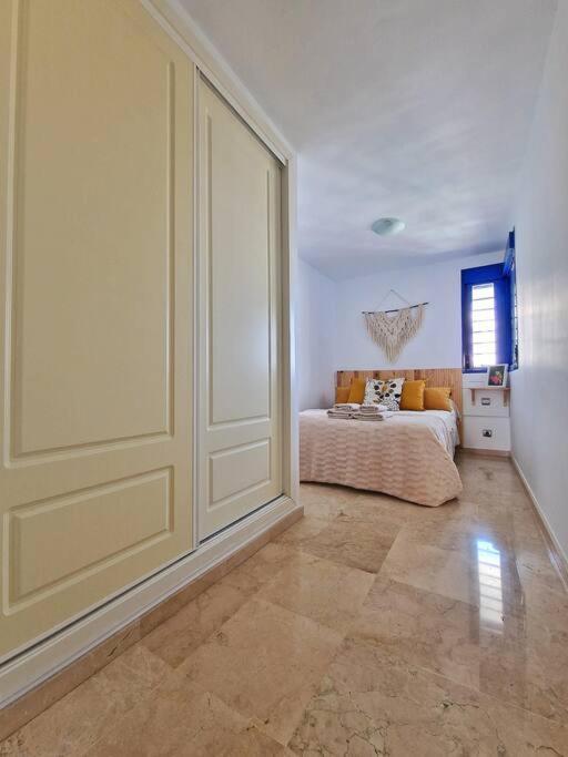 Appartement Acogedor Piso Con Terraza Y Parking! à Benalmádena Extérieur photo