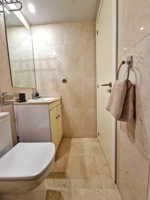 Appartement Acogedor Piso Con Terraza Y Parking! à Benalmádena Extérieur photo
