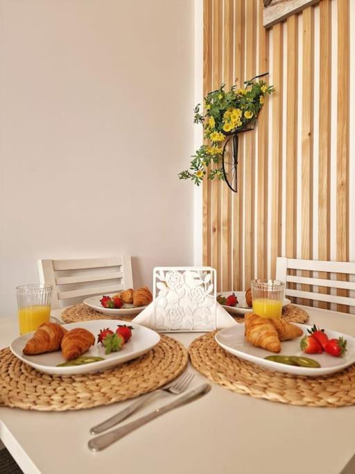 Appartement Acogedor Piso Con Terraza Y Parking! à Benalmádena Extérieur photo